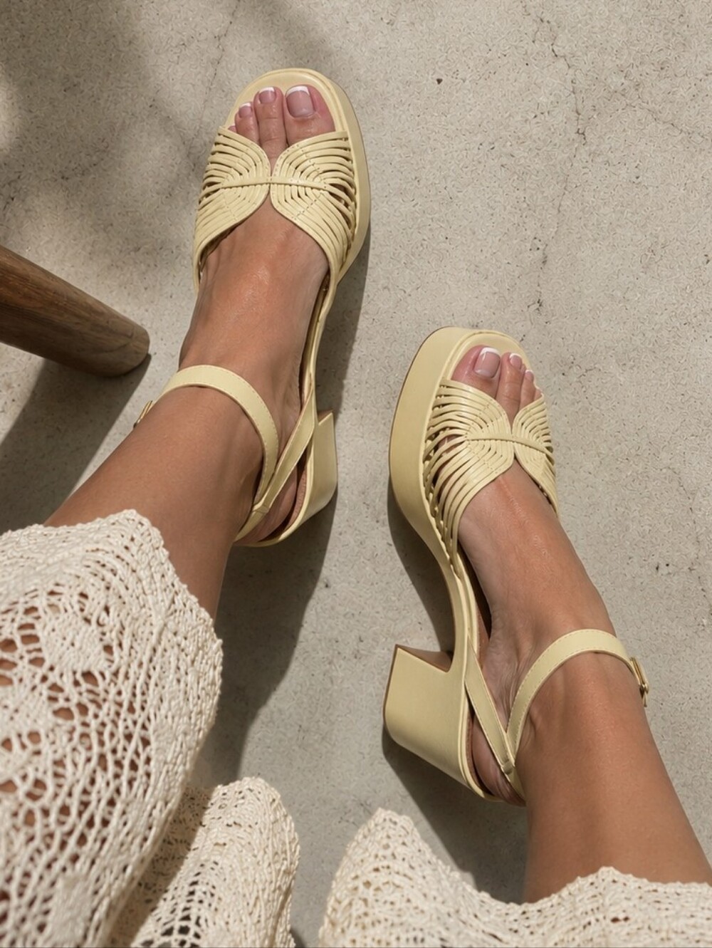 Maeve Lorelei Leather Platform Heels 8.5 Butter Yellow Retro 70s Sandals NWT